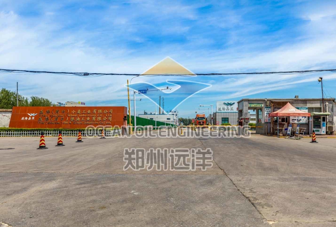 効率的な冷圧機 油温50~200C PLC制御 30~150KW